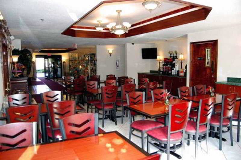 Comfort Inn&Suites Wilkes Barre - Arena Restaurant bilde